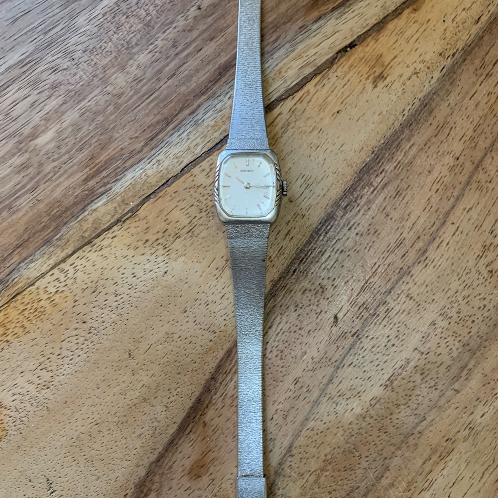Vintage 1970s Seiko Women’s Cushion Shaped Stainless Steel Dress Watch